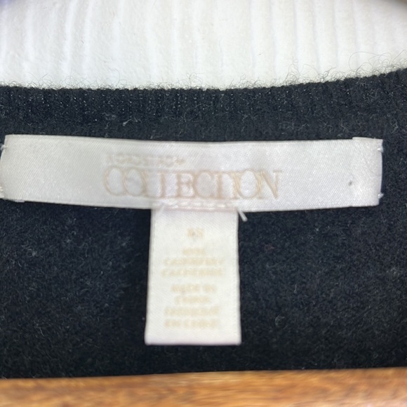 Nordstrom Collection -  100 % Cashmere Black V Neck Buttons Side Sweater SZ XS - Picture 10 of 11